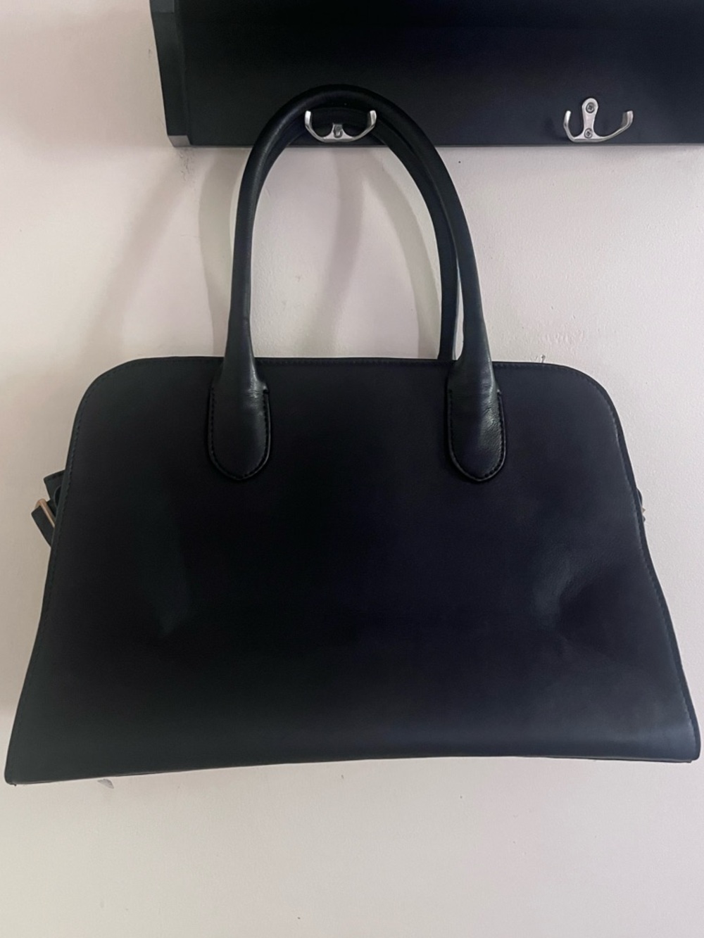 Genuine Leather Margot bowling bag Black